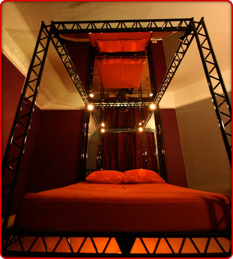 The RED Kinky Bed the Ultimate BondageKink Bed for every fetish